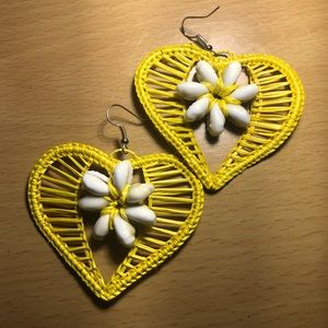 Hand Woven Heart Shaped Earring with Shells